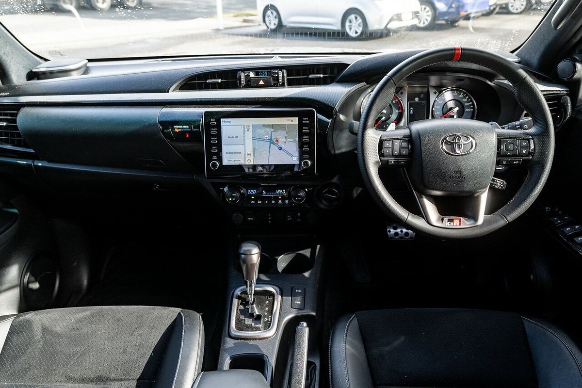 2023 Toyota Hilux 4x4