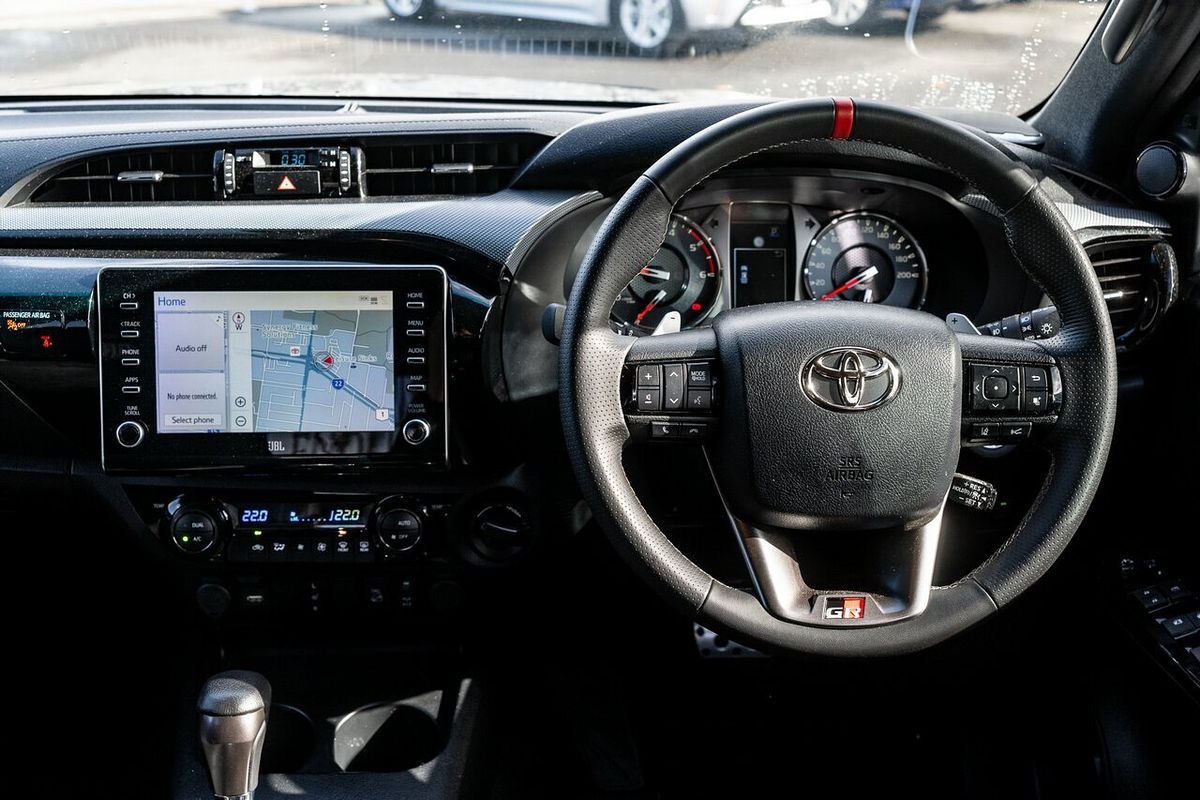 2023 Toyota Hilux 4x4
