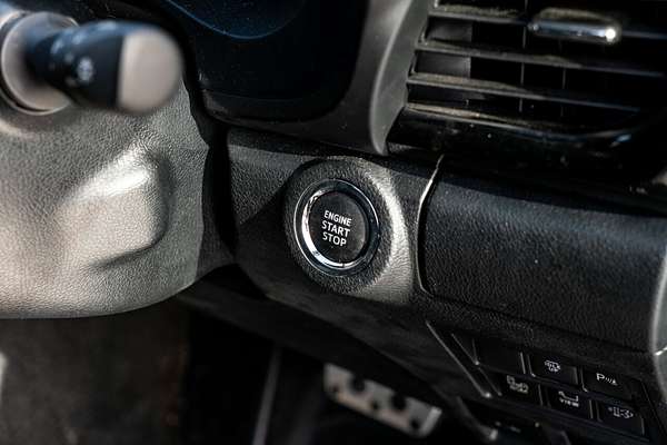 2023 Toyota Hilux 4x4