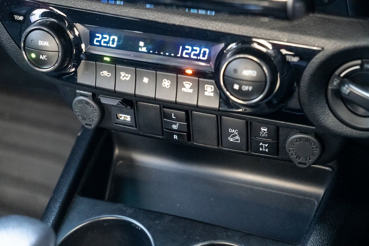 2023 Toyota Hilux 4x4