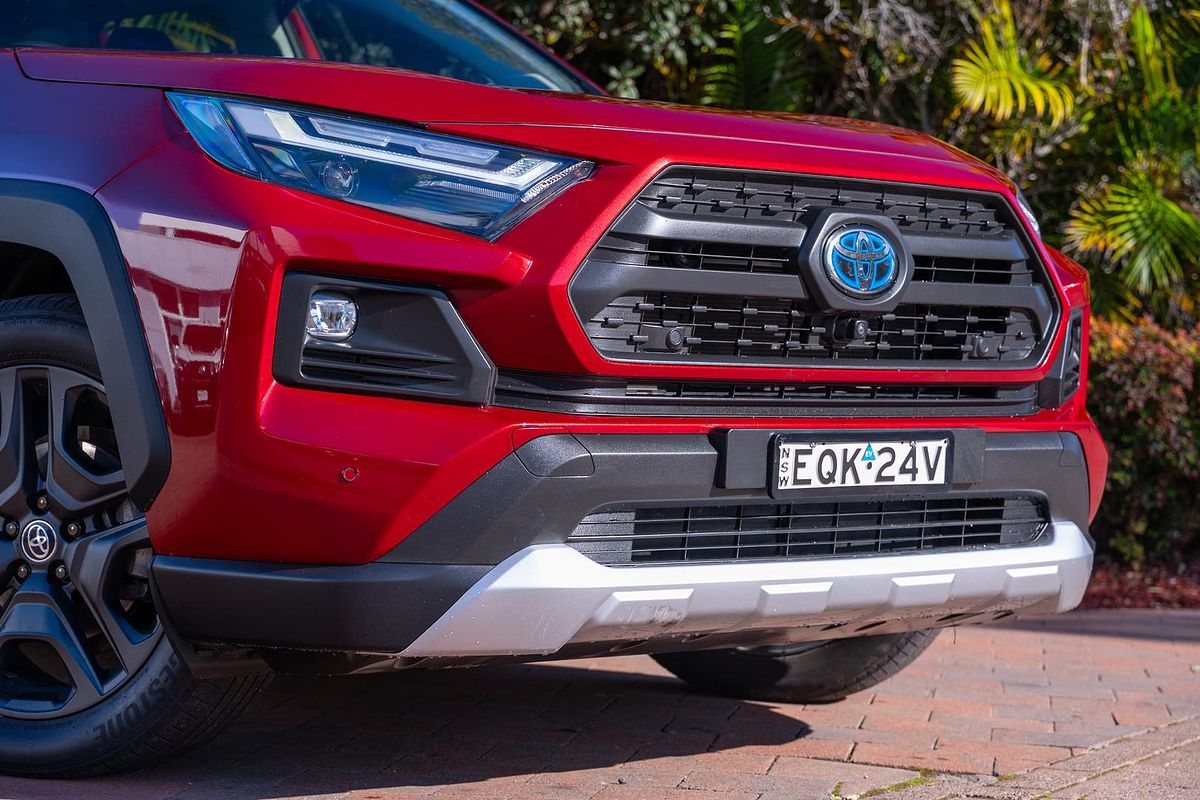 2022 Toyota RAV4 Edge AXAH54R