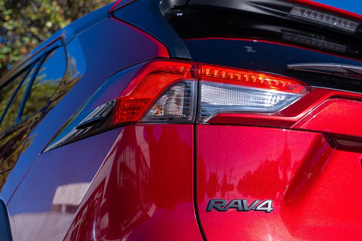 2022 Toyota RAV4 Edge AXAH54R