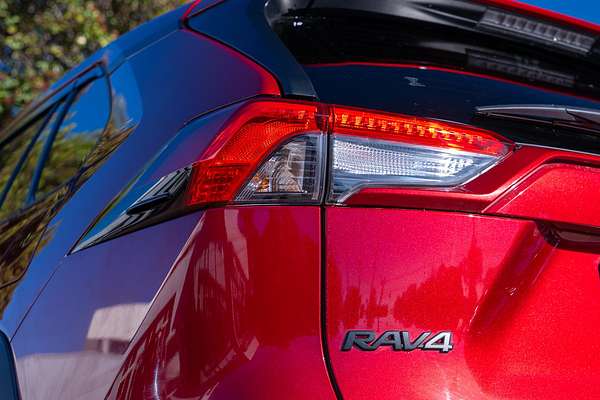 2022 Toyota RAV4 Edge AXAH54R