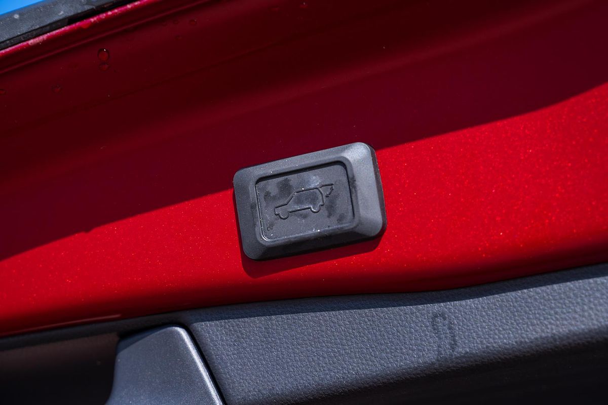 2022 Toyota RAV4 Edge AXAH54R