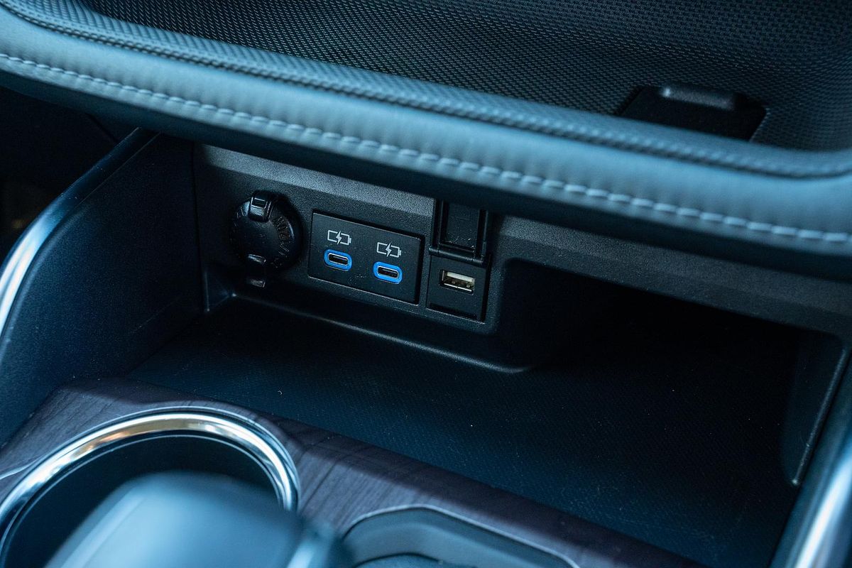 2022 Toyota Kluger Grande GSU75R