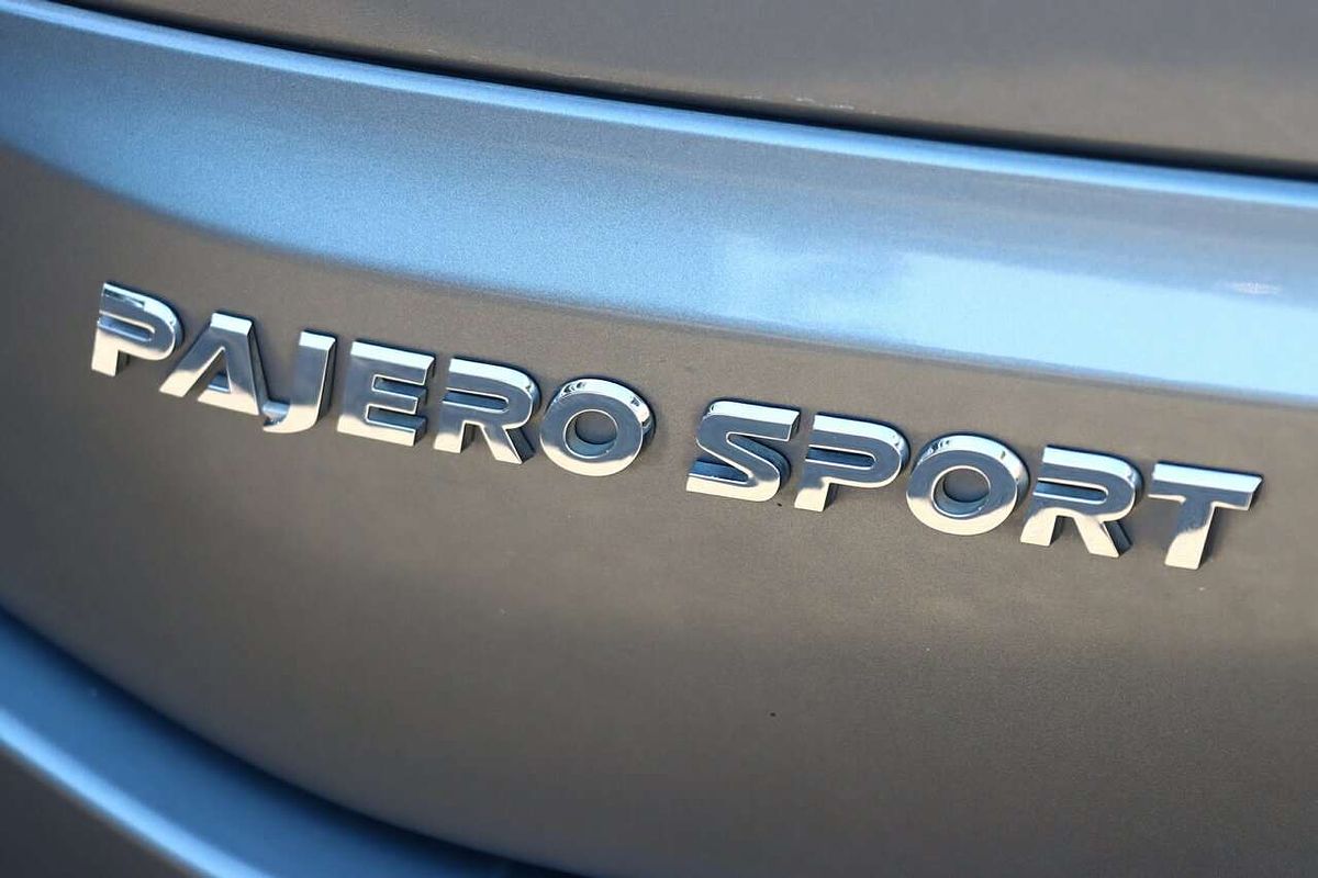 2017 Mitsubishi Pajero Sport GLS QE