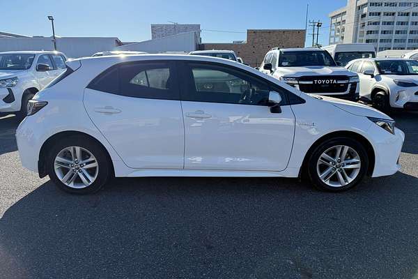 2021 Toyota Corolla Ascent Sport Hybrid ZWE211R
