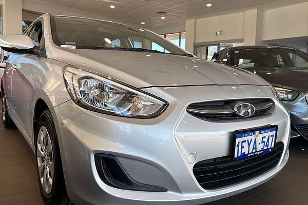 2015 Hyundai Accent Active RB3