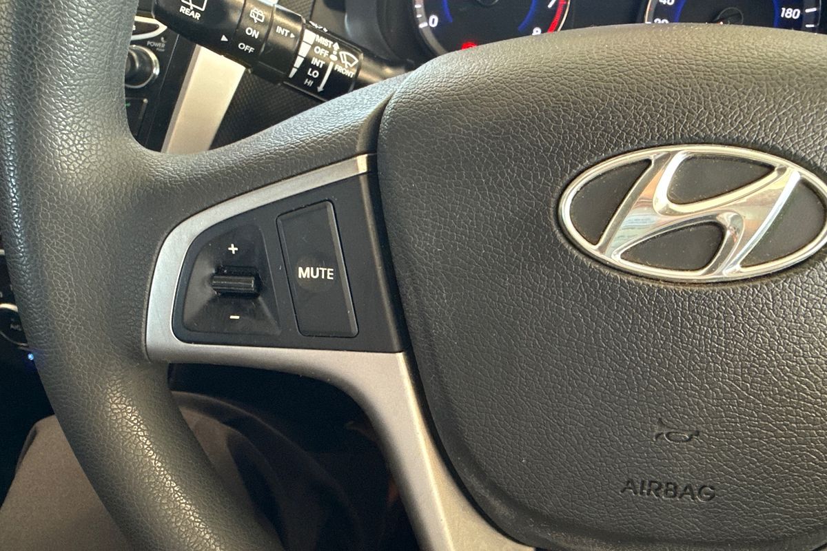 2015 Hyundai Accent Active RB3