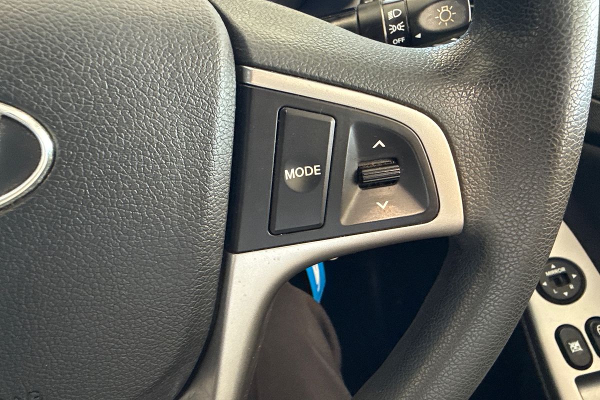 2015 Hyundai Accent Active RB3