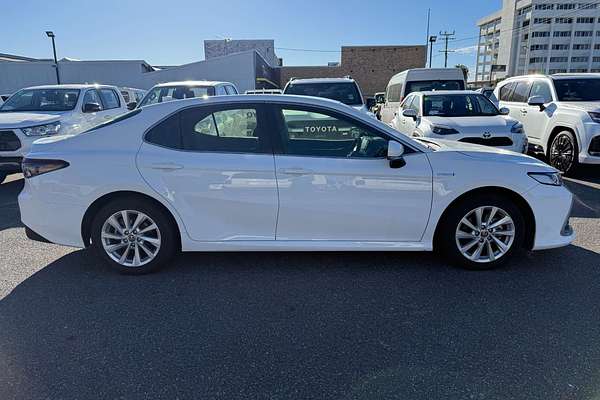 2024 Toyota Camry Ascent AXVH70R