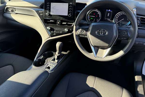 2024 Toyota Camry Ascent AXVH70R