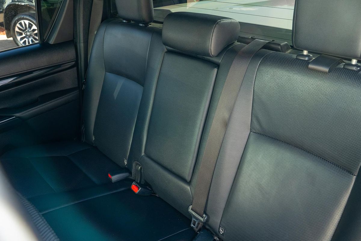 2019 Toyota Hilux Rugged X GUN126R 4X4
