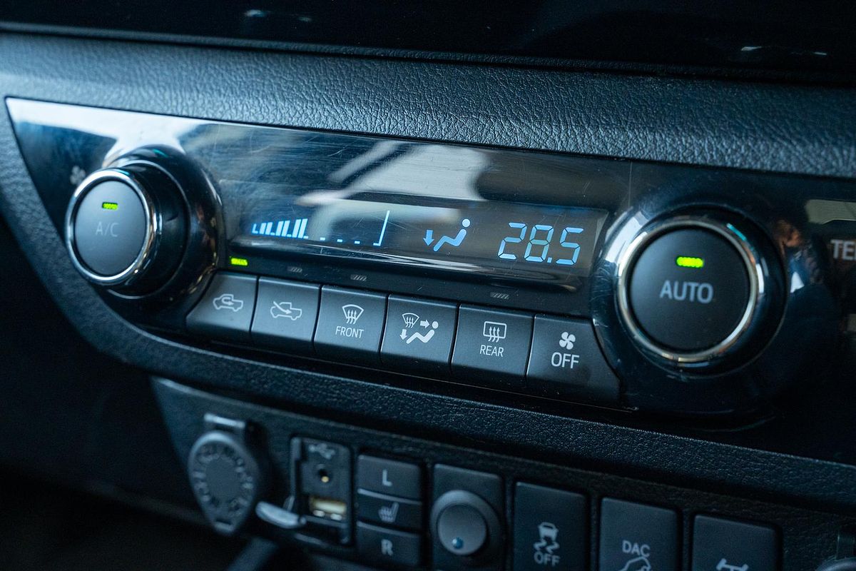 2019 Toyota Hilux Rugged X GUN126R 4X4