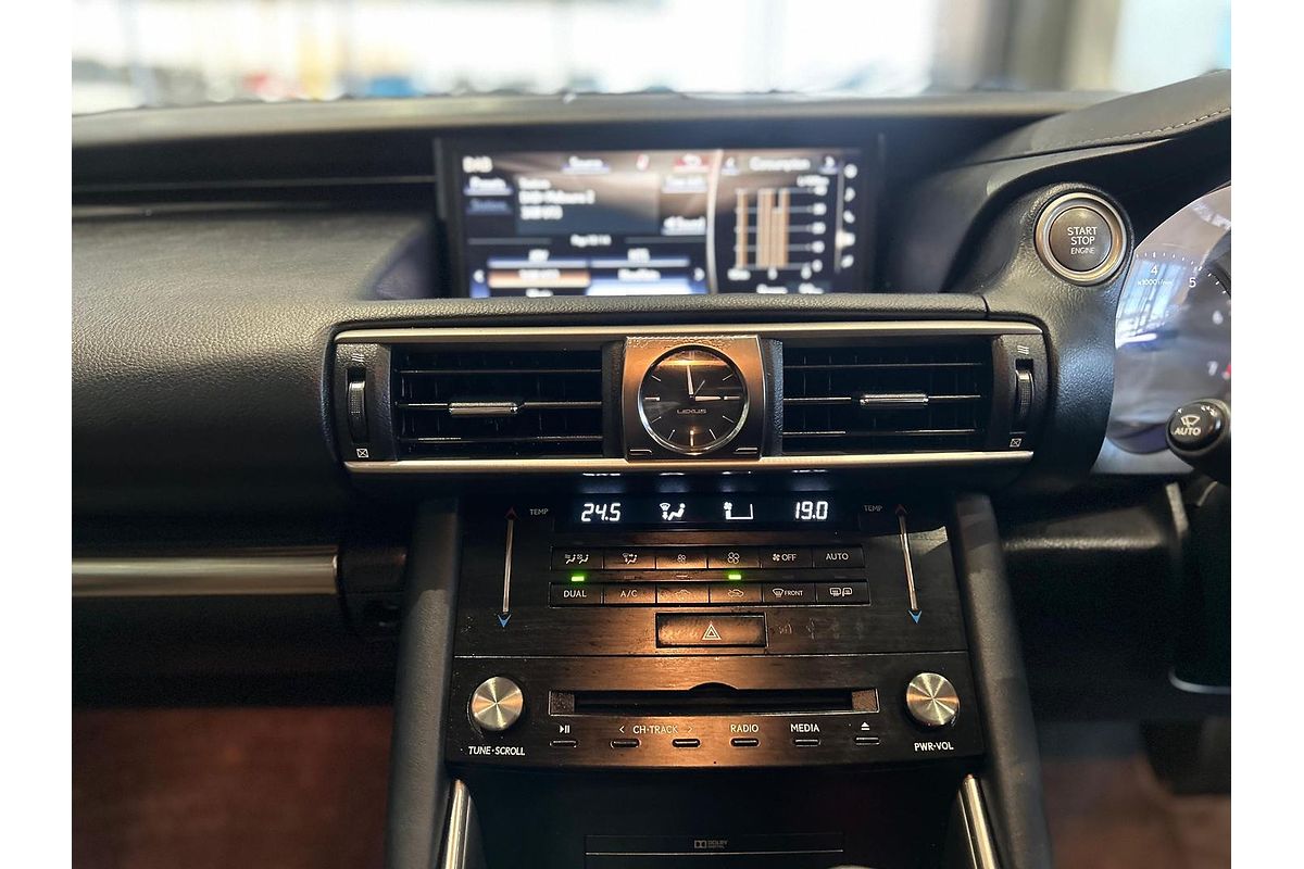 2017 Lexus IS IS200t Luxury ASE30R