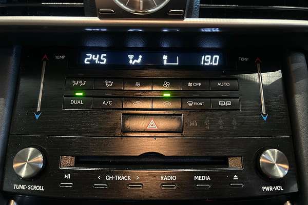 2017 Lexus IS IS200t Luxury ASE30R