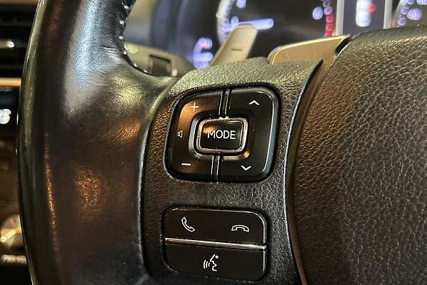 2017 Lexus IS IS200t Luxury ASE30R