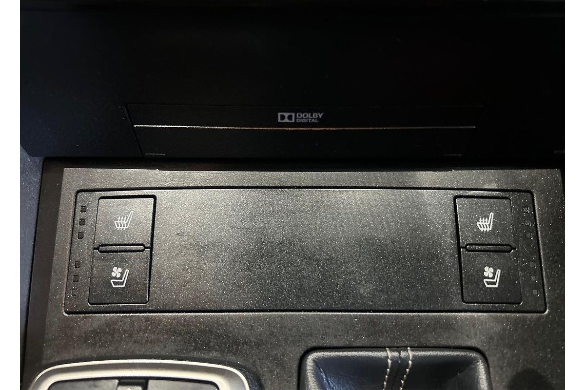 2017 Lexus IS IS200t Luxury ASE30R