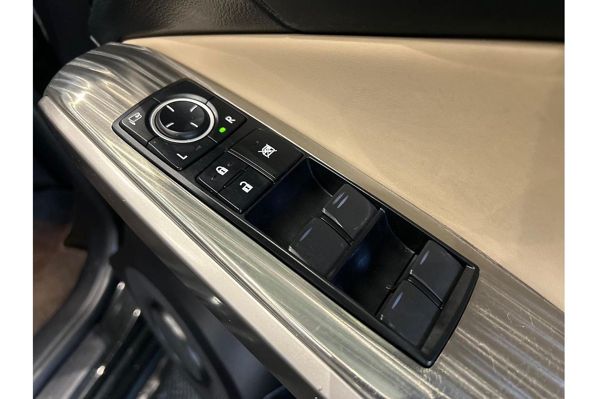 2017 Lexus IS IS200t Luxury ASE30R