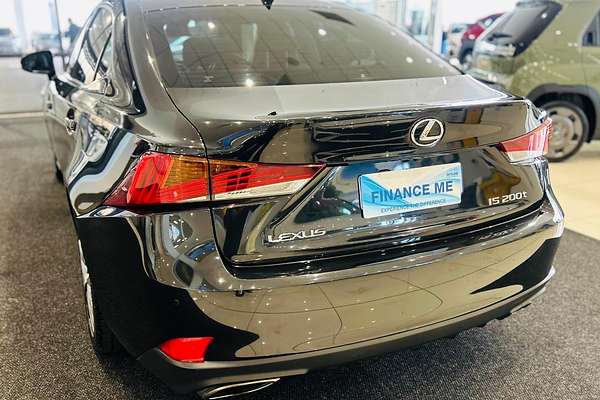 2017 Lexus IS IS200t Luxury ASE30R