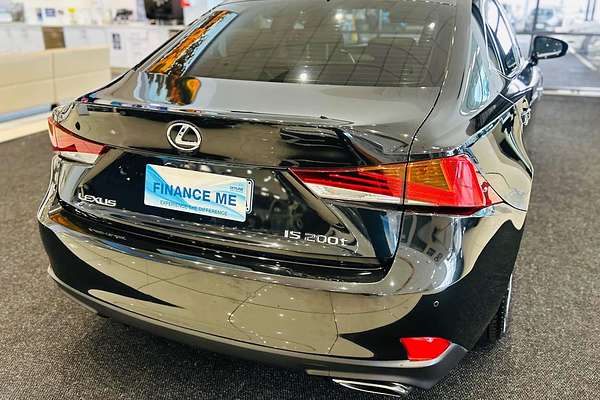 2017 Lexus IS IS200t Luxury ASE30R