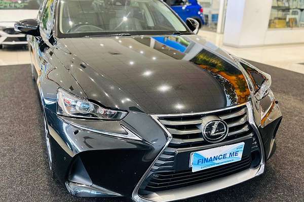2017 Lexus IS IS200t Luxury ASE30R