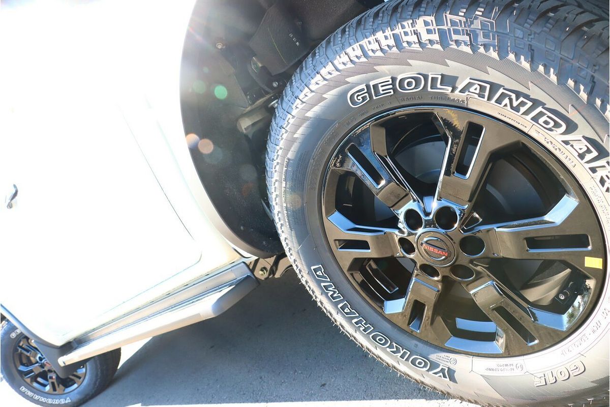 2025 Nissan Navara PRO-4X D23 4X4