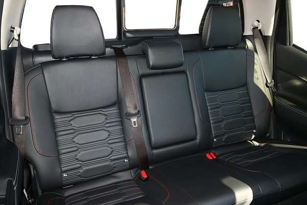 2025 Nissan Navara PRO-4X D23 4X4