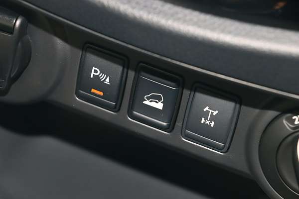 2025 Nissan Navara PRO-4X D23 4X4