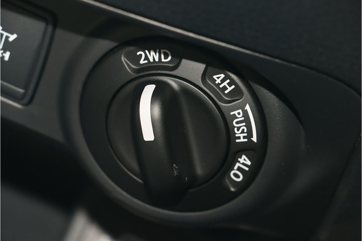 2025 Nissan Navara PRO-4X D23 4X4