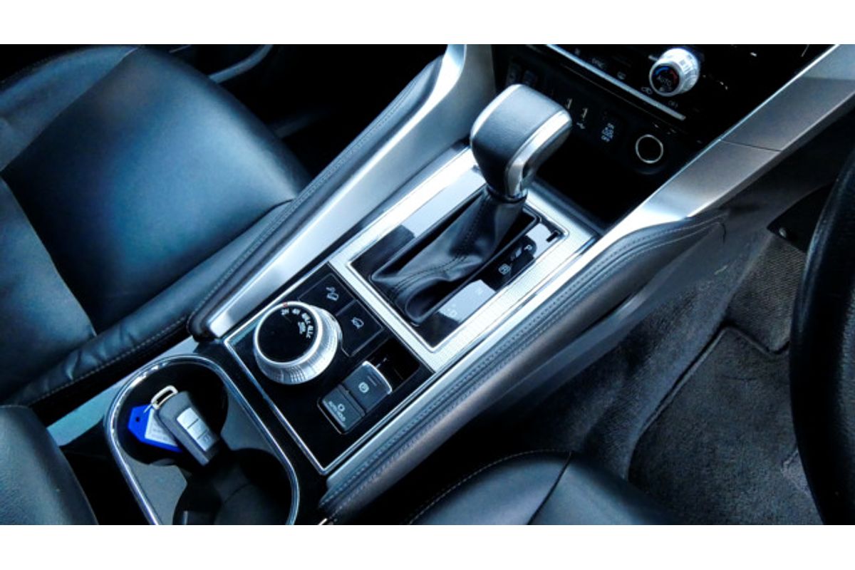 2021 Mitsubishi Pajero Sport Exceed QF