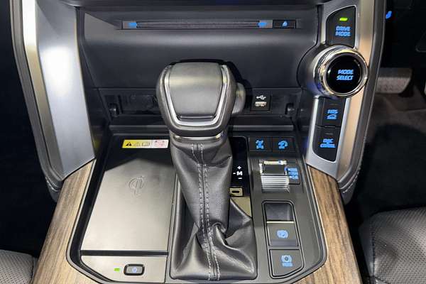 2022 Toyota Landcruiser VX FJA300R