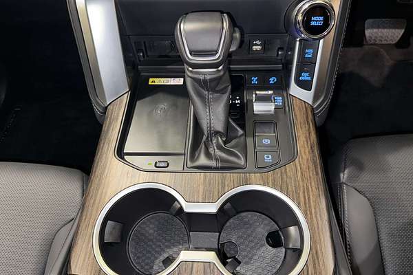 2022 Toyota Landcruiser VX FJA300R