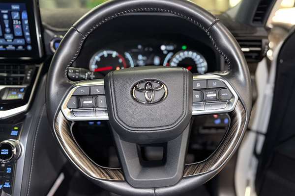 2022 Toyota Landcruiser VX FJA300R