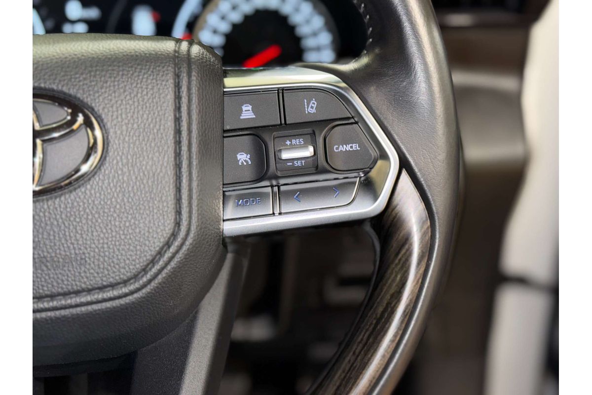 2022 Toyota Landcruiser VX FJA300R