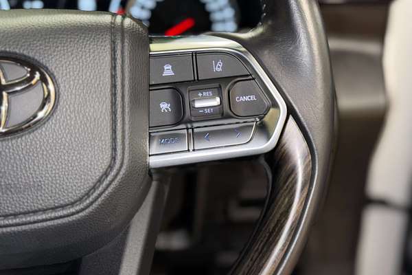2022 Toyota Landcruiser VX FJA300R