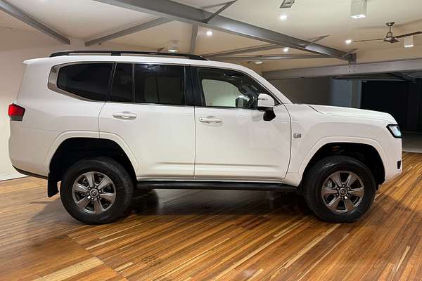 2022 Toyota Landcruiser VX FJA300R