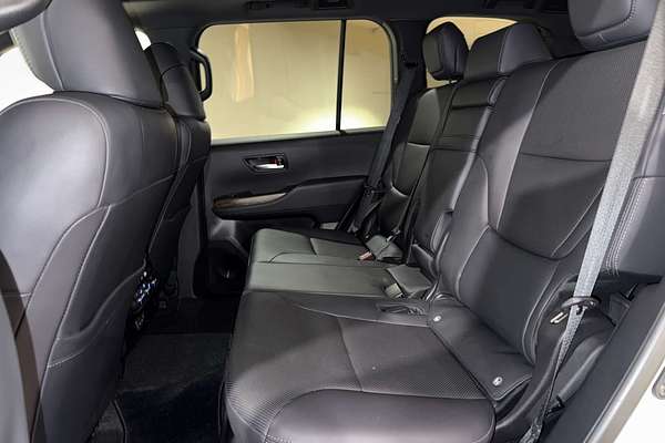 2022 Toyota Landcruiser VX FJA300R
