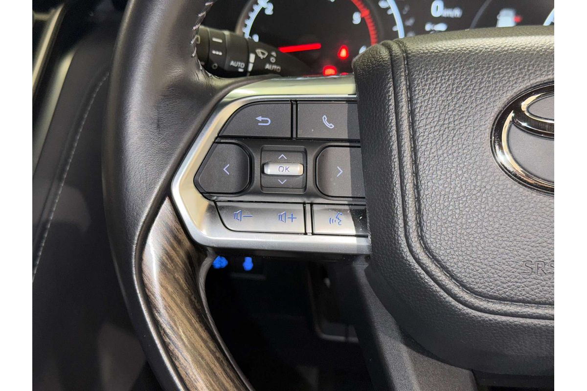 2022 Toyota Landcruiser VX FJA300R