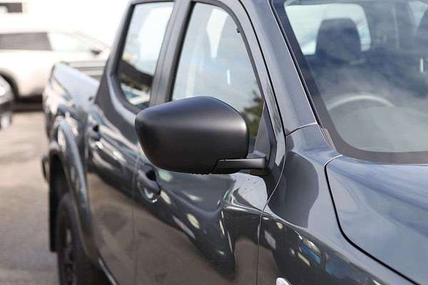 2025 Nissan Navara SL D23 4X4