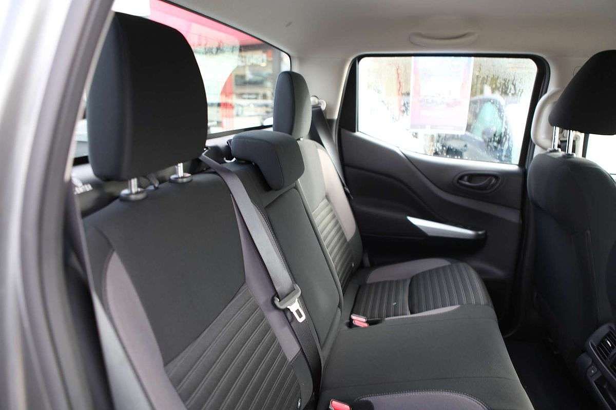 2025 Nissan Navara SL D23 4X4