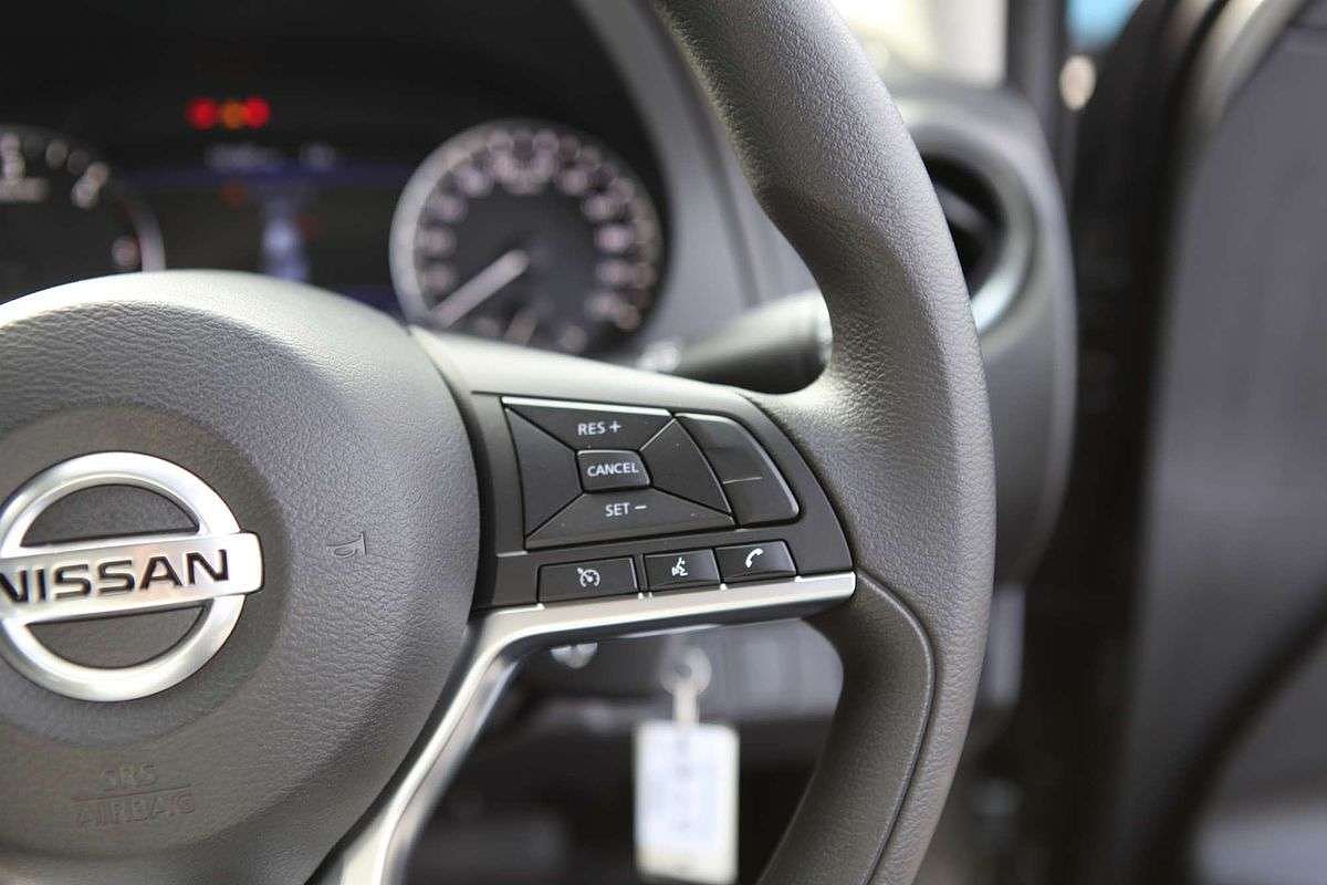 2025 Nissan Navara SL D23 4X4