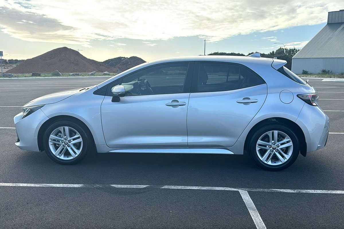 2019 Toyota Corolla Ascent Sport MZEA12R