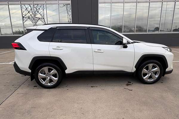 2020 Toyota RAV4 GXL MXAA52R