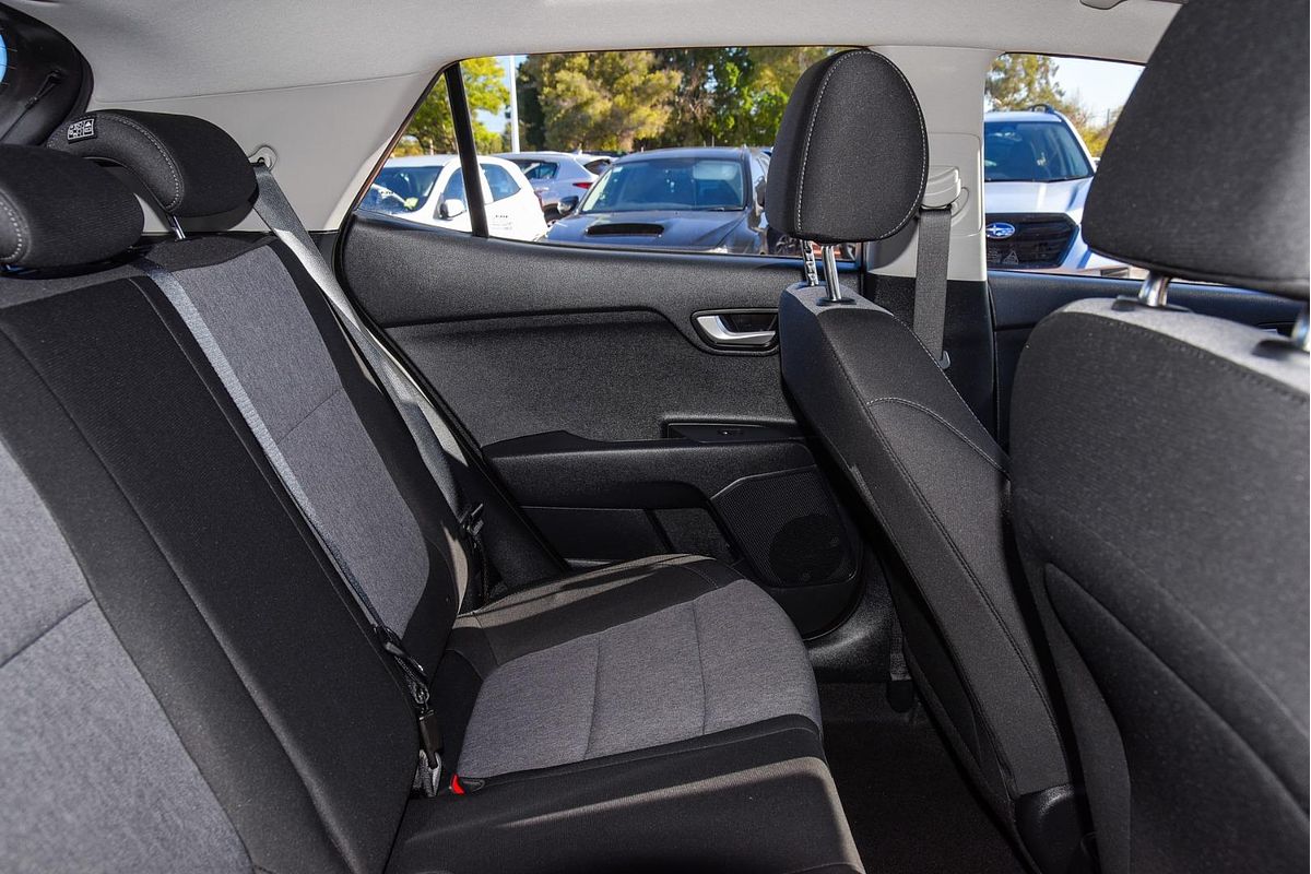 2024 Kia Stonic S YB
