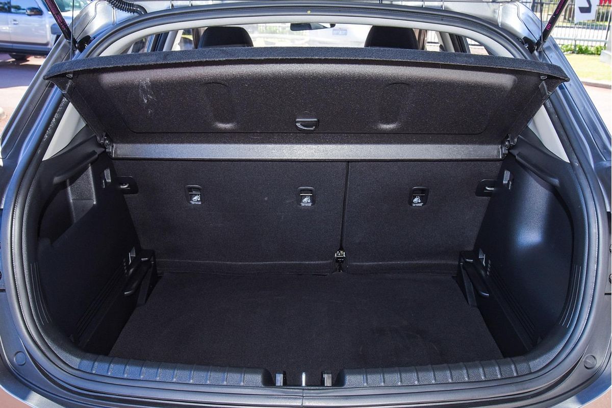2024 Kia Stonic S YB