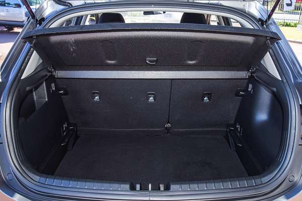 2024 Kia Stonic S YB