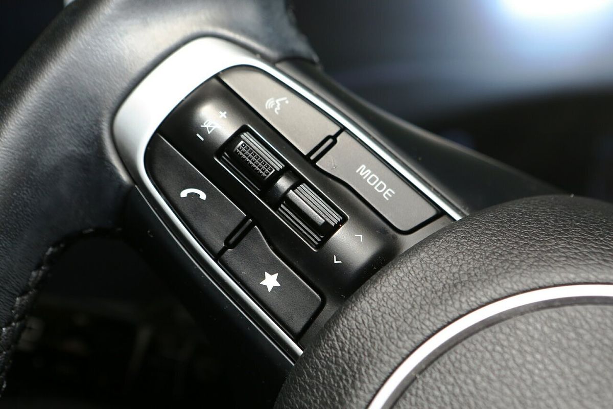 2022 Kia Sportage SX NQ5