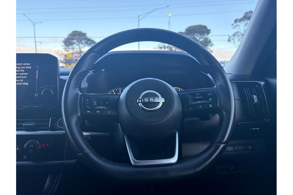2023 Nissan Pathfinder ST-L R53