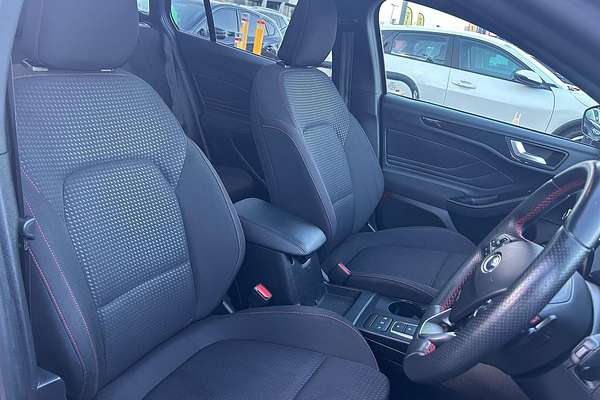 2019 Ford Focus ST-Line SA